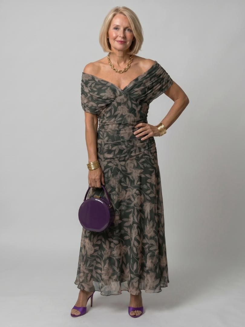 Veda Bremen Calen off-shoulder midikleid with flowing fabric, elegant design, and midi length, perfect for stylish occasions.