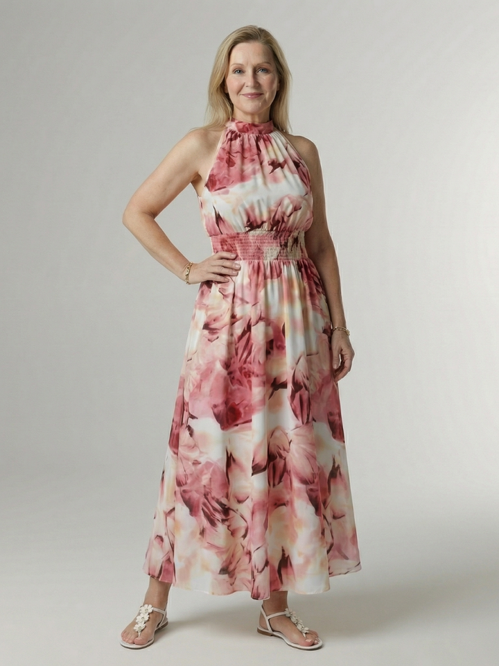 Veda Bremen Sylin Gerafftes Midikleid mit Neckholder, elegant drape, sleeveless design, soft fabric, stylish for summer occasions