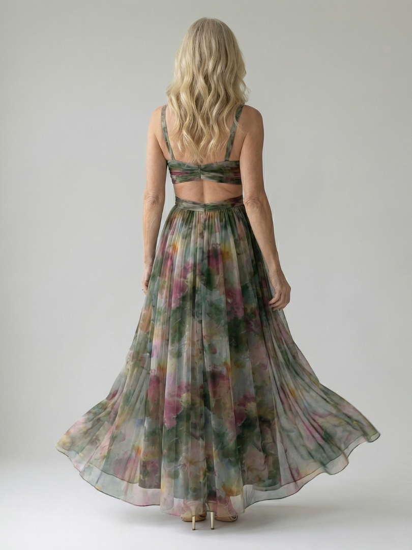 Veda Bremen Isel soft wrap maxi dress in light fabric, featuring a flowing silhouette and elegant design.
