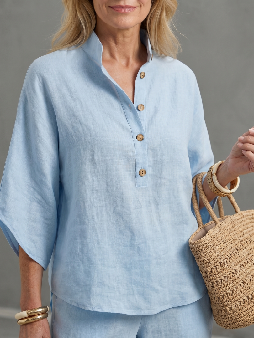 Veda Bremen Carolyn Geknöpftes Tunika and Hosen Set in soft fabric, featuring button details and a relaxed fit, casual and stylish.