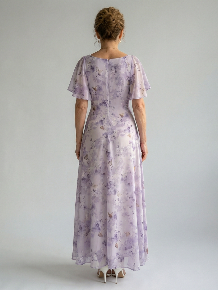 Veda Bremen Vaelis midikleid mit flatterärmeln, fließendes Stoffdesign, elegante Sommerkleidung, helle Farbgebung