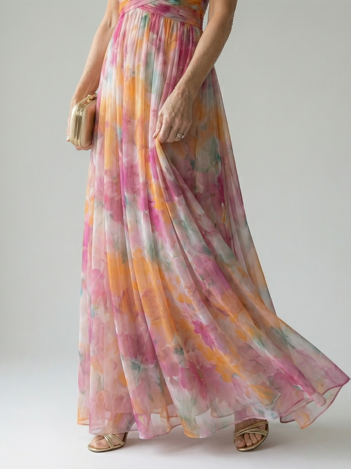 Veda Bremen Isel soft wrap maxi dress in light fabric, featuring a flowing silhouette and elegant design.