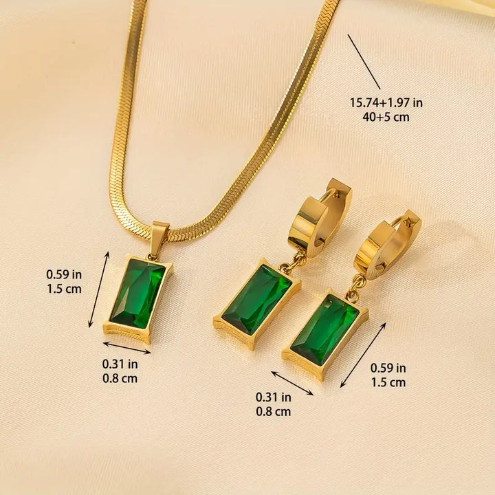 Veda Bremen Iselotte Verdain gold jewelry set featuring matching necklace and earrings with intricate design.