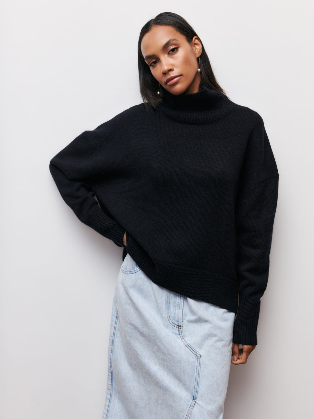 Avery | High Neck Pullover
