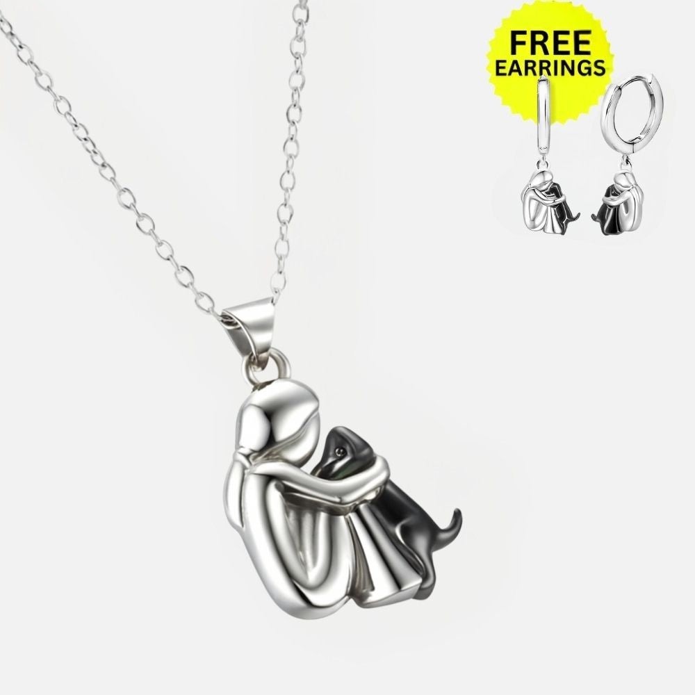 Black Veda Bremen necklace with matching earrings, stylish jewelry set featuring an elegant chain and accessories.