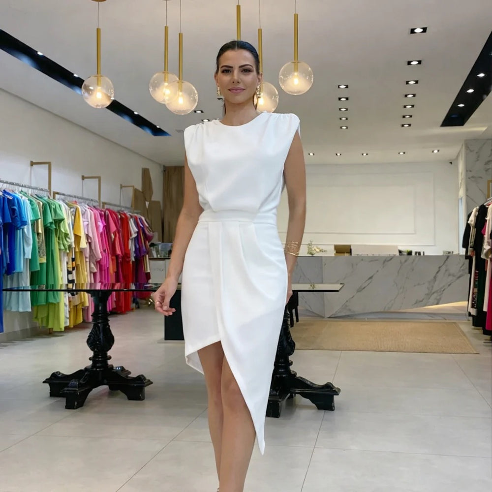 Veda Bremen Alice Kleid, figure-flattering dress in soft fabric, shown in a stylish, elegant design perfect for any occasion.