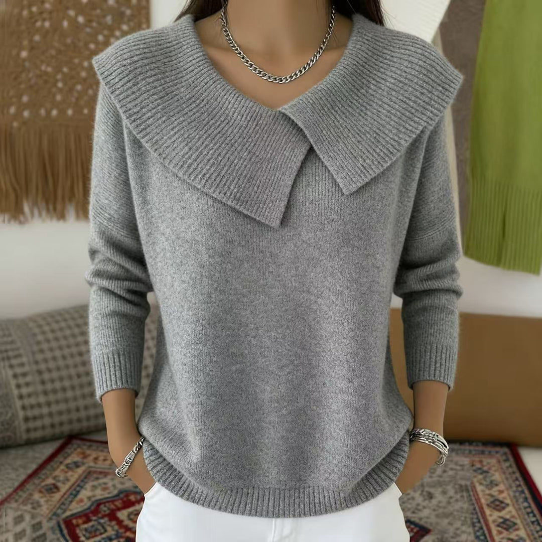 Linda | Soft Collar Sweater