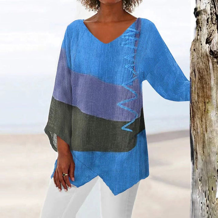Veda Bremen summer elegance blouse in light fabric with a stylish collar and button details, perfect for warm weather.