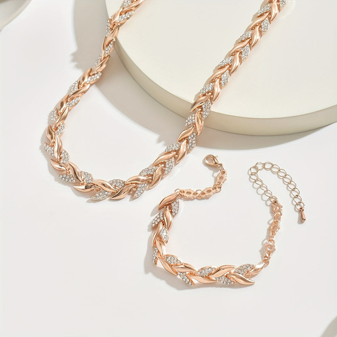 Veda Bremen Elegantes Glas Strass Fischschwanz Set featuring sparkling glass and rhinestones, designed for elegant jewelry or costume accessories.