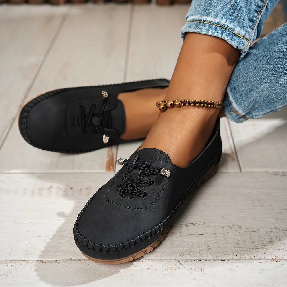 Black Valerie Veda Bremen slipper for sensitive feet with full support, featuring cushioned insoles and comfortable design.
