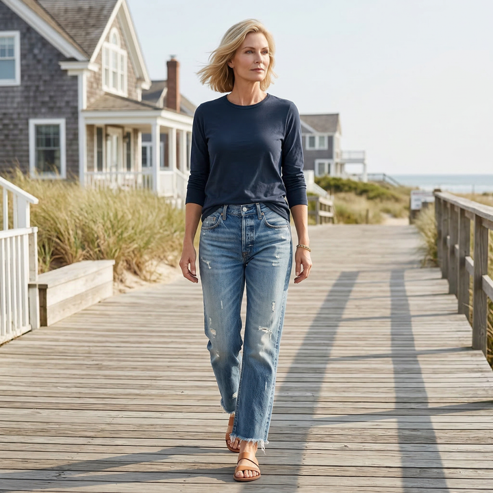 Veda Bremen Zelda premium stretch jeans, shortened fit, casual style, dark denim fabric, front and back view.