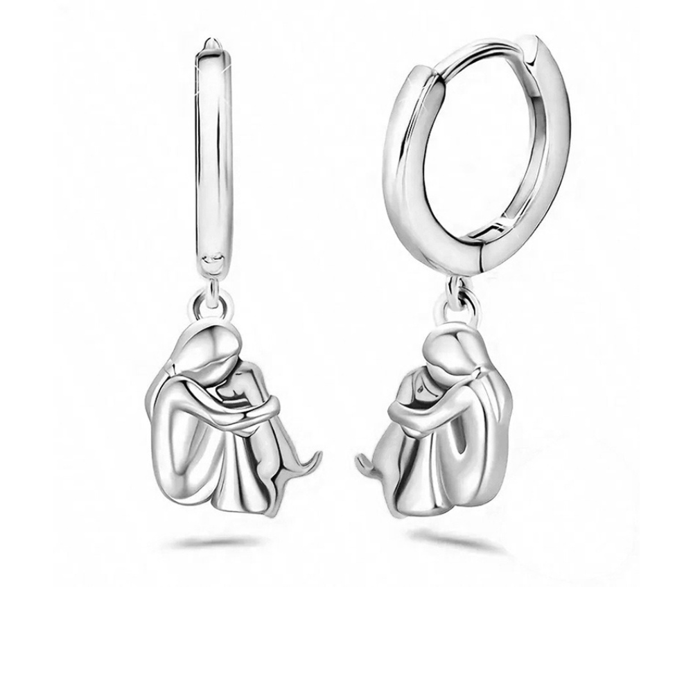 Veda Bremen dog pendant necklace with matching free earrings, showcasing a charming faithful dog design on a silver chain.