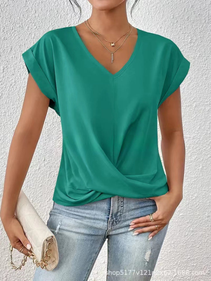 Green Damen V-Neck T-Shirt by Veda Bremen, casual fit, soft fabric, with a V-shaped neckline and short sleeves.