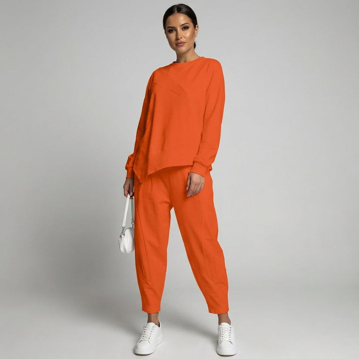 Veda Bremen Damen-Set featuring a stylish blouse and matching skirt in soft fabric, perfect for casual or office wear.
