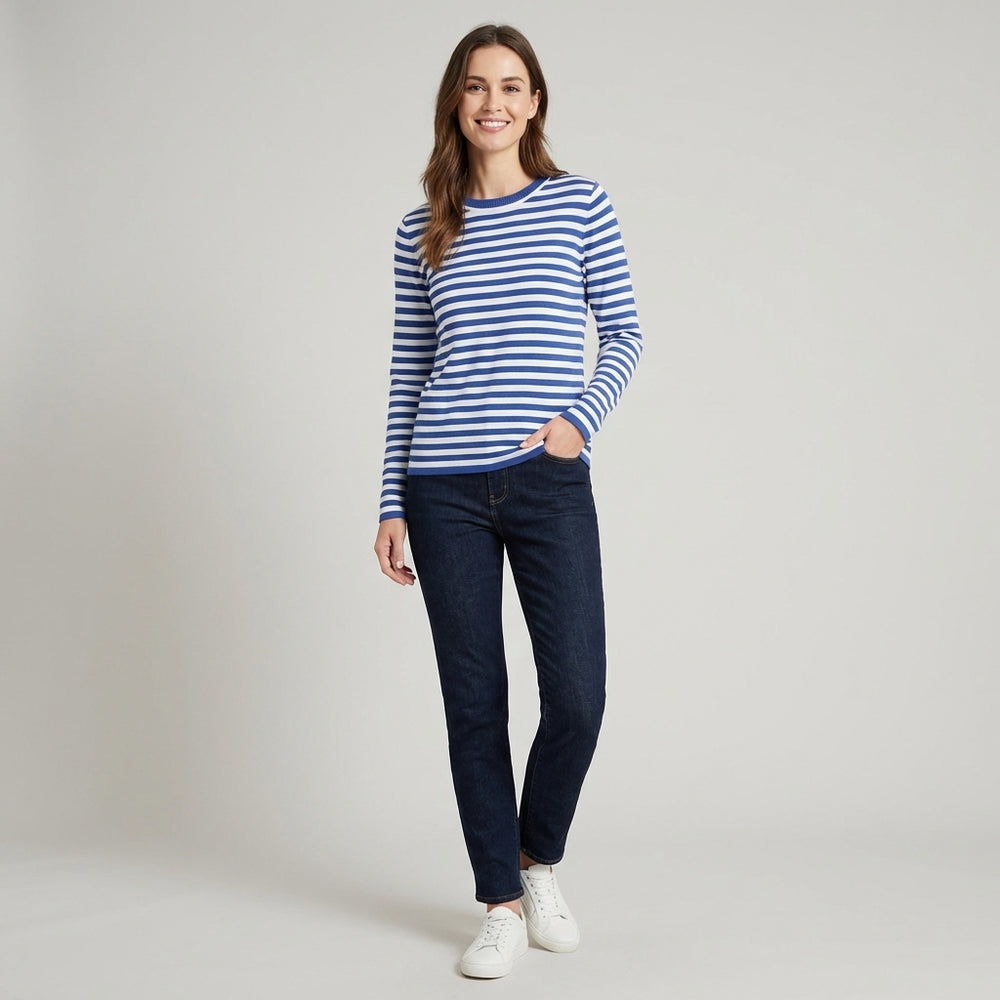 Veda Bremen elegant long-sleeve top in black, featuring a fitted design and round neckline, displayed on a hanger.