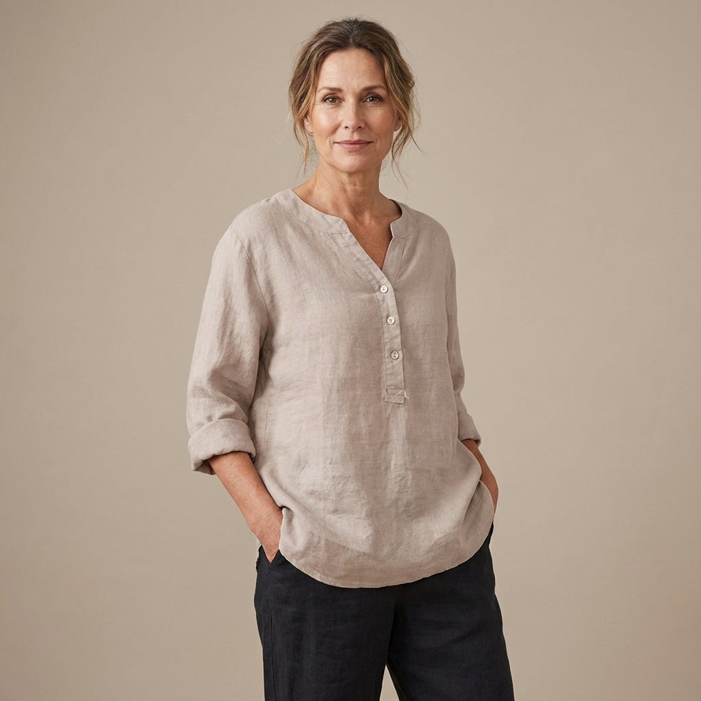 Veda Bremen Reja button-up shirt in lightweight fabric, featuring a classic collar and long sleeves, displayed on a hanger.