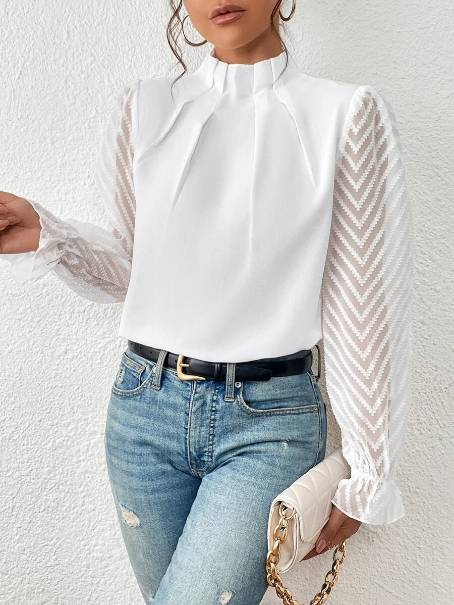 Lindemann Mode Charlotte elegant blouse with pleated sleeves, featuring a stylish, sophisticated design in a soft fabric.