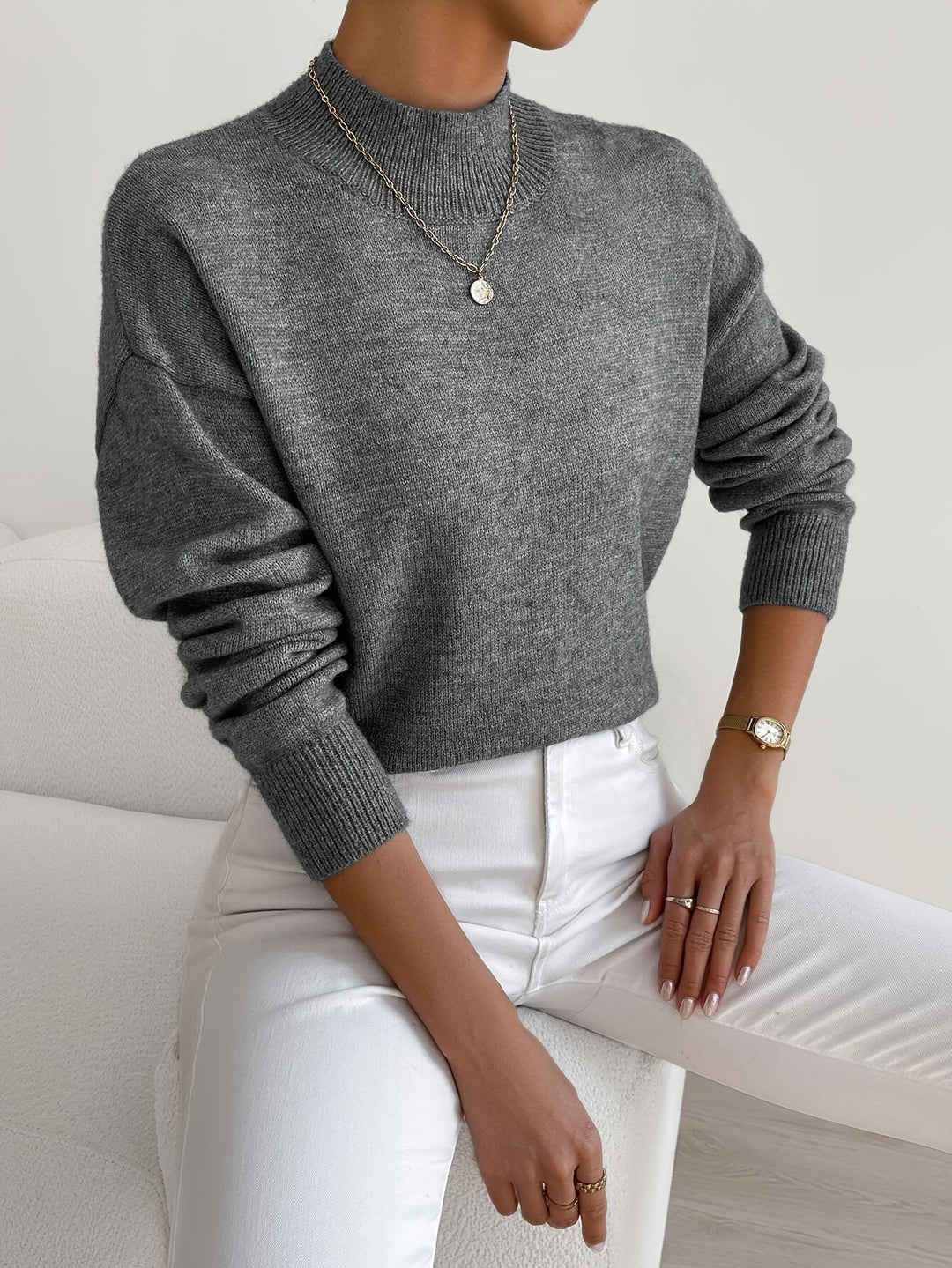 AMELIA | ELEGANT AND WARM SWEATER