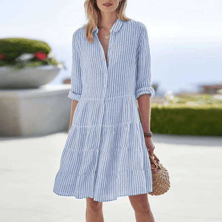 Veda Bremen Lolita luftiges Streifenkleid in hellen Farben, casual fit, lightweight fabric, perfect for warm weather.