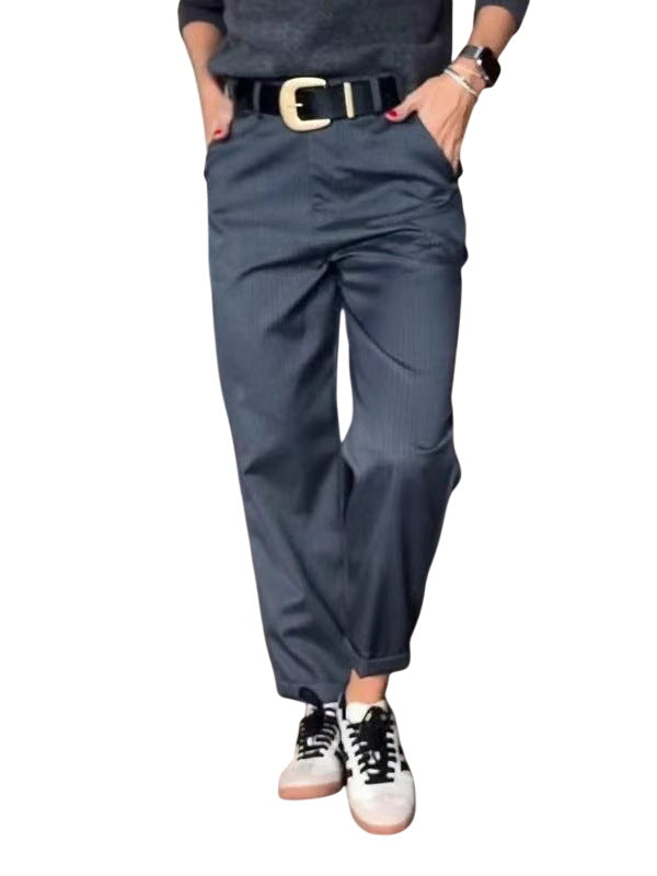 Veda Bremen Melly elegant, figure-hugging striped pants featuring a sleek design and tailored fit.