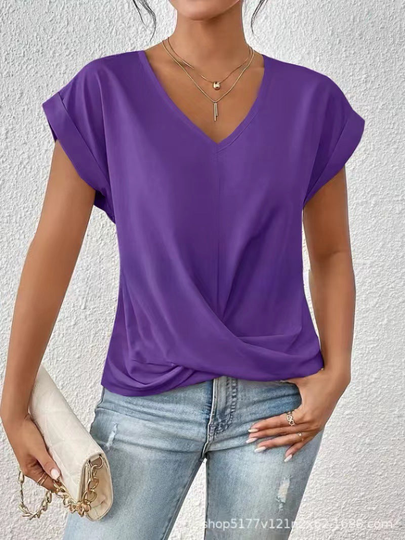 Purple Damen V-Neck T-Shirt by Veda Bremen, close-up showing soft fabric and stylish V-neck design.