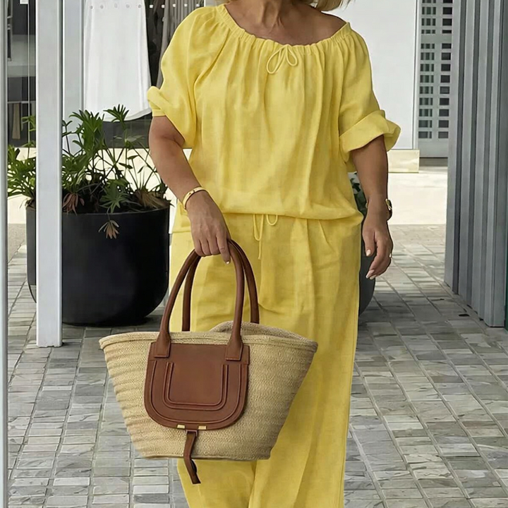 Veda Bremen Lena Komfort-Set, elegant clothing and accessories for effortless style, displayed on a model.