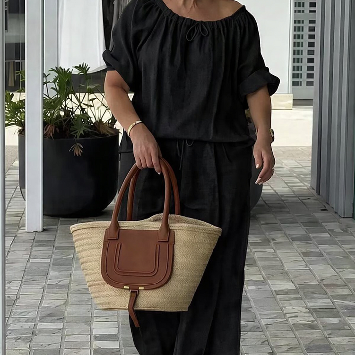 Veda Bremen Lena Komfort-Set, stylish and effortless clothing and accessories for an elegant look, shown in the image.