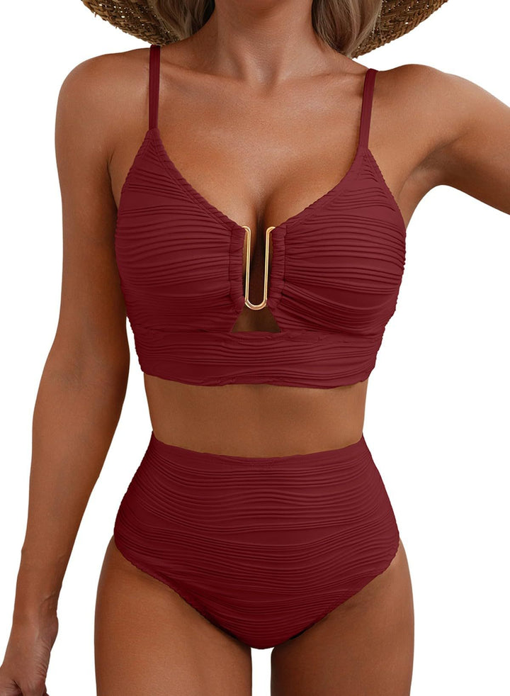 Veda Bremen Jenny figurformendes bikini-set in wine red, featuring supportive top and matching bottoms for a flattering fit.